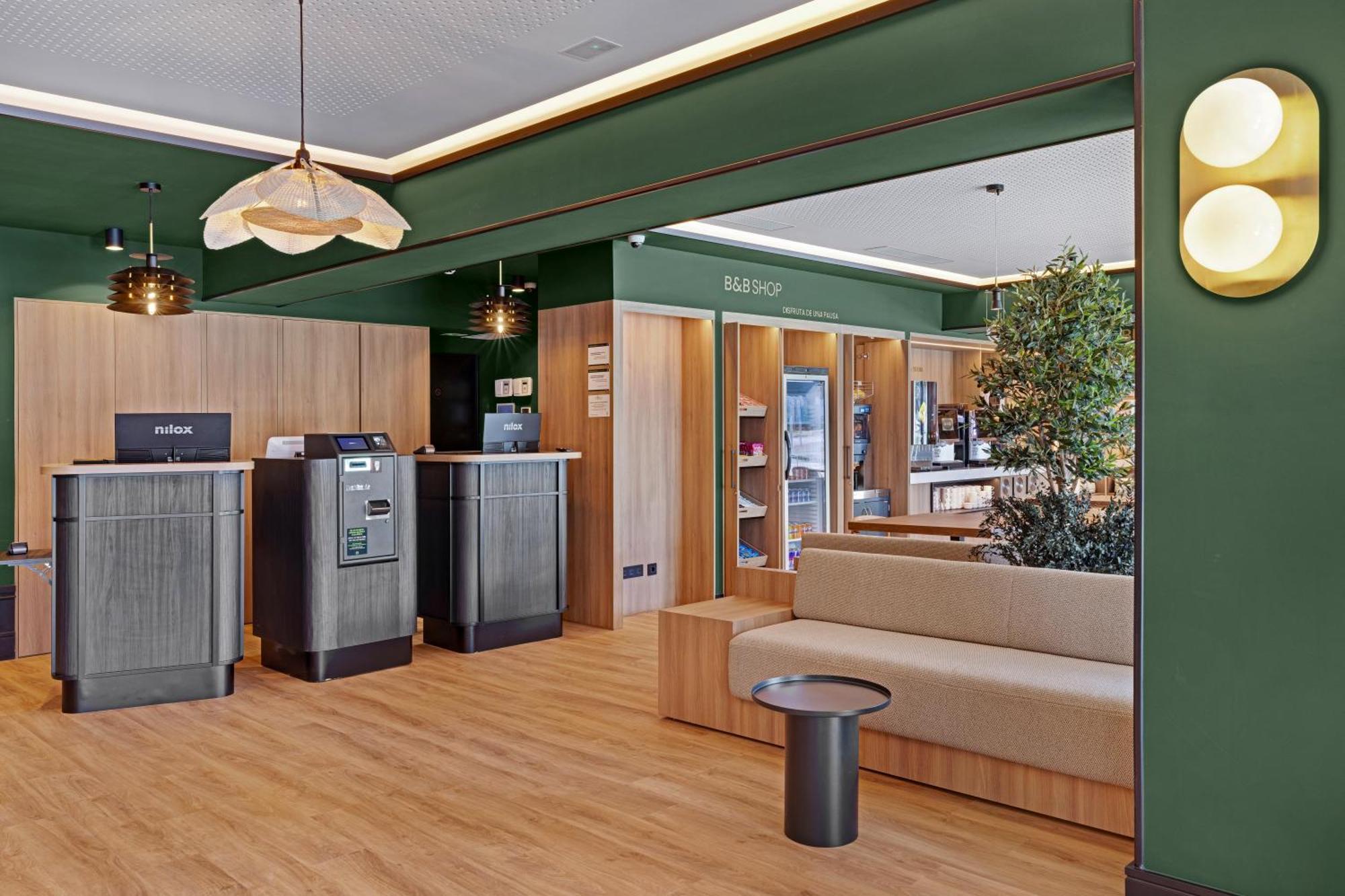 B&B Hotel Santiago Milladoiro Dış mekan fotoğraf