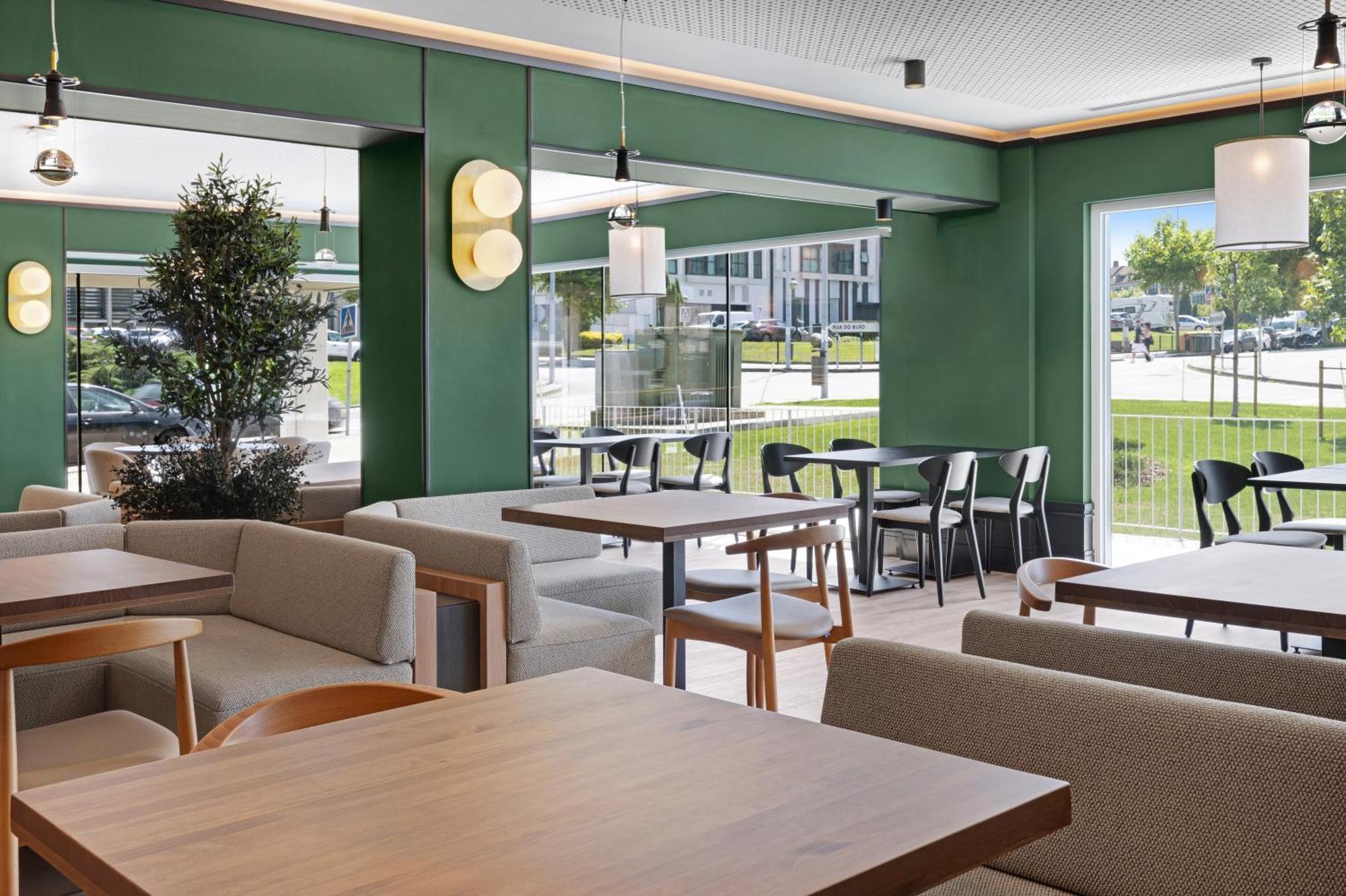 B&B Hotel Santiago Milladoiro Dış mekan fotoğraf